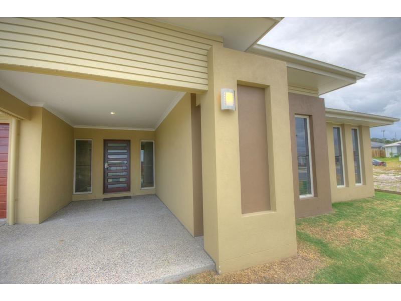 19 Tibouchina Street, Brightwater Estate, Mountain Creek QLD 4557