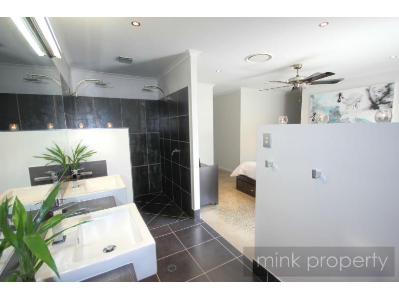 14 Flindersia Place, BRIGHTWATER, Mountain Creek QLD 4557