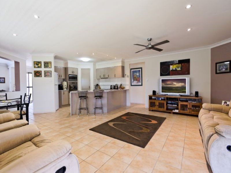 66 Mountain Ash Drive, Mountain Creek QLD 4557