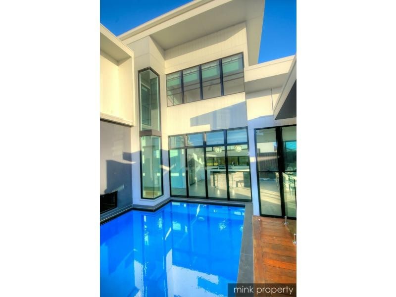 11 LAMATIA Drive, BRIGHTWATER, Mountain Creek QLD 4557