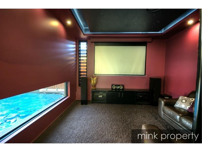 11 LAMATIA Drive, BRIGHTWATER, Mountain Creek QLD 4557