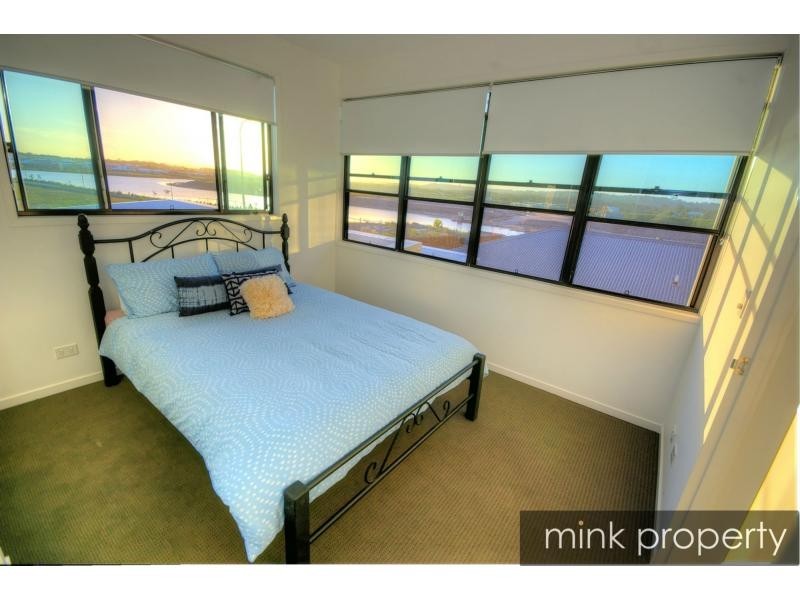 11 LAMATIA Drive, BRIGHTWATER, Mountain Creek QLD 4557