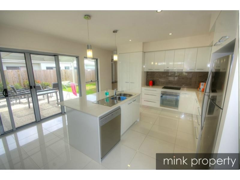 21 Galah Place, BRIGHTWATER, Mountain Creek QLD 4557