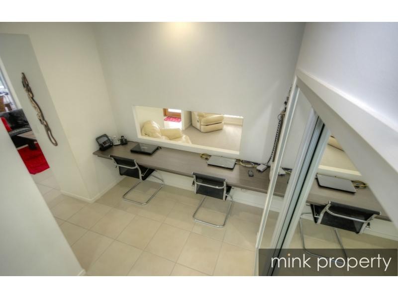 1 Tibouchina Street, BRIGHTWATER, Mountain Creek QLD 4557