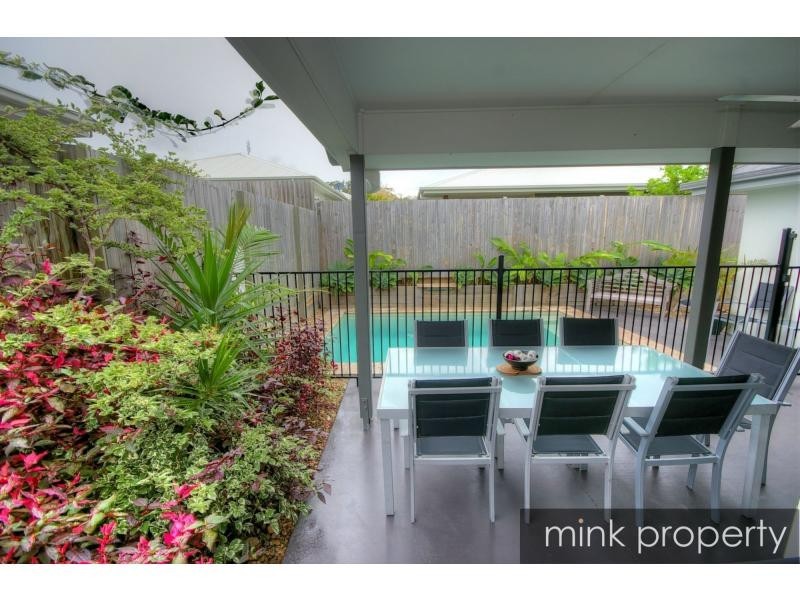 5 Quinine Crescent, BRIGHTWATER, Mountain Creek QLD 4557