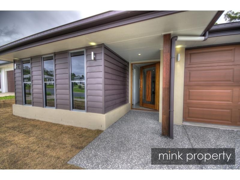 16 QUININIE Crescent, BRIGHTWATER, Mountain Creek QLD 4557