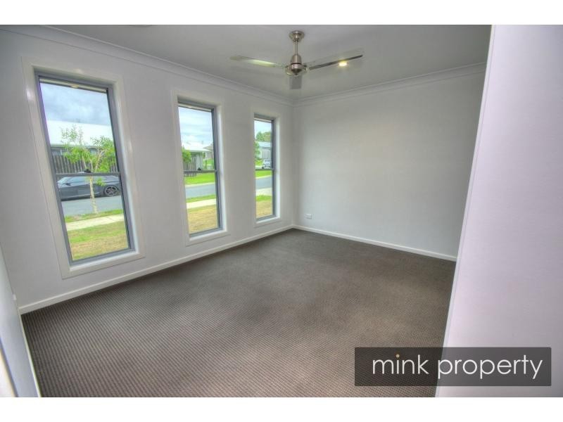 16 QUININIE Crescent, BRIGHTWATER, Mountain Creek QLD 4557