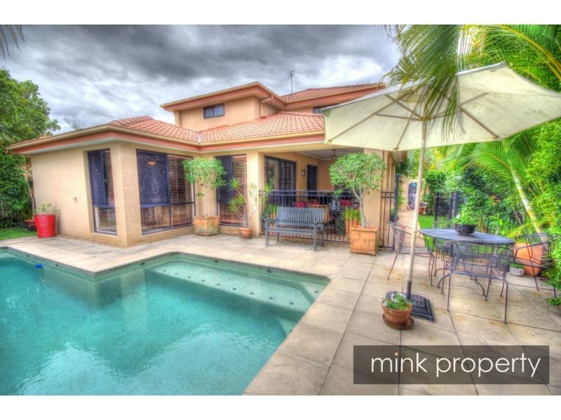 15 Petrale court, Mountain Creek QLD 4557