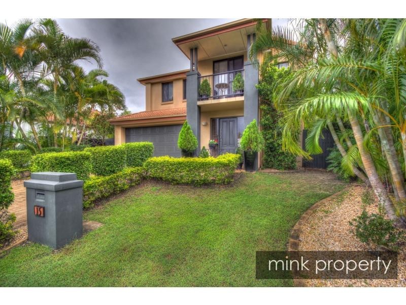 15 Petrale court, Mountain Creek QLD 4557
