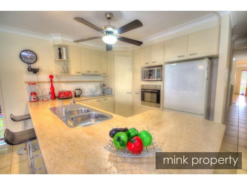 15 Petrale court, Mountain Creek QLD 4557