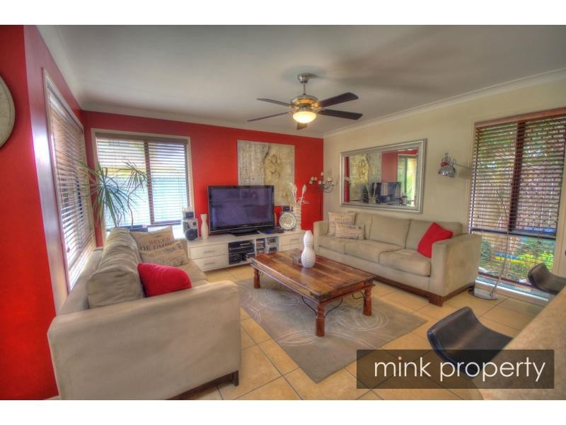 15 Petrale court, Mountain Creek QLD 4557