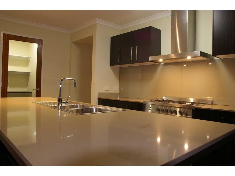 9 Parrot Place, Brightwater Estate, Mountain Creek QLD 4557