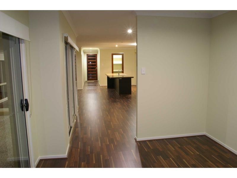 9 Parrot Place, Brightwater Estate, Mountain Creek QLD 4557