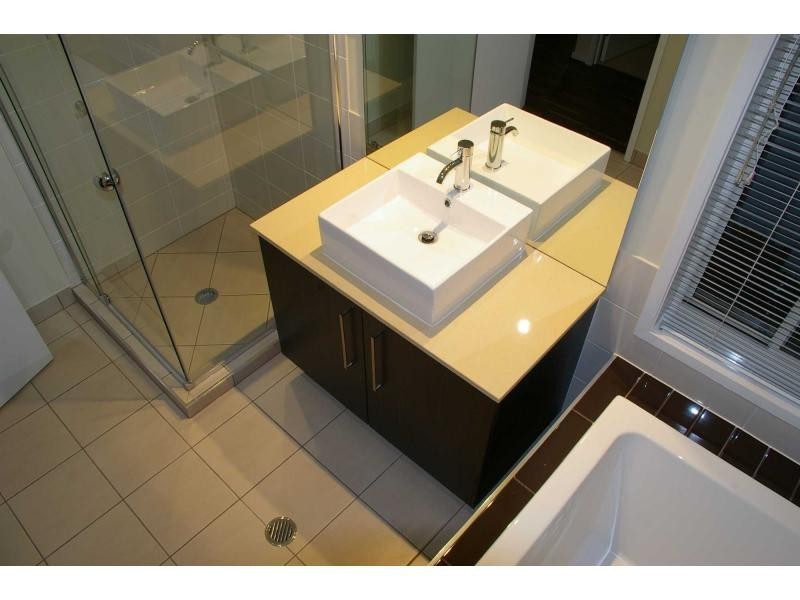 9 Parrot Place, Brightwater Estate, Mountain Creek QLD 4557