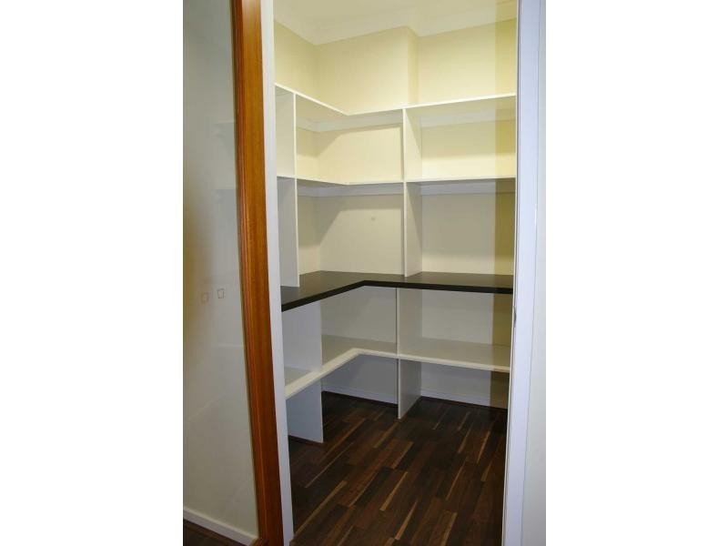 9 Parrot Place, Brightwater Estate, Mountain Creek QLD 4557