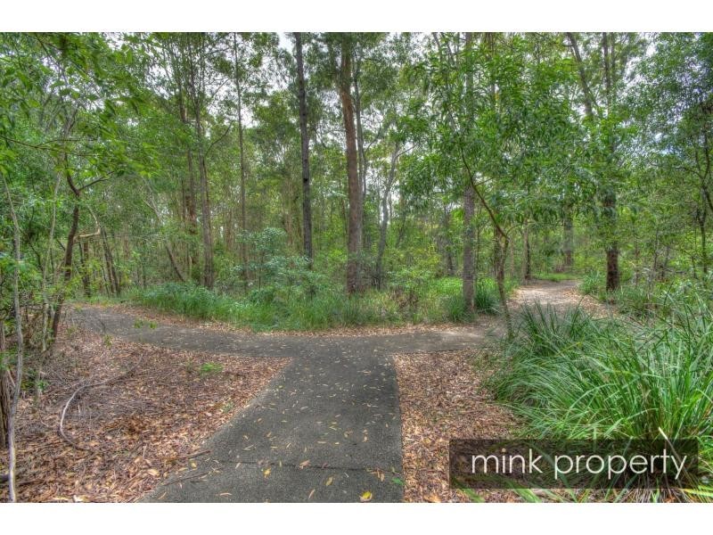 5 Carbeen Court, Mountain Creek QLD 4557