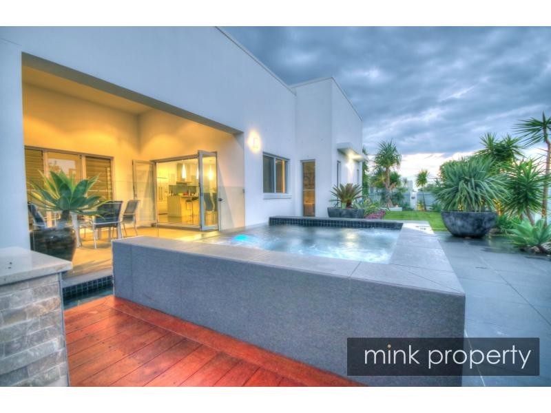 10 Outrigger Street, Lake Kawana, Wurtulla QLD 4575