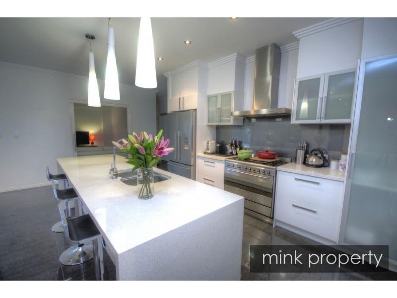 10 Outrigger Street, Lake Kawana, Wurtulla QLD 4575