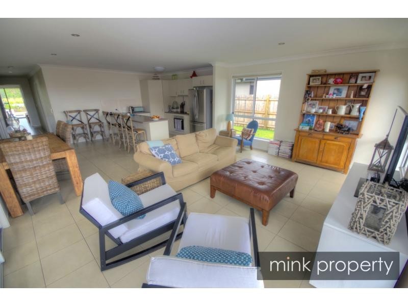 9 Cordyline Place, Mountain Creek QLD 4557