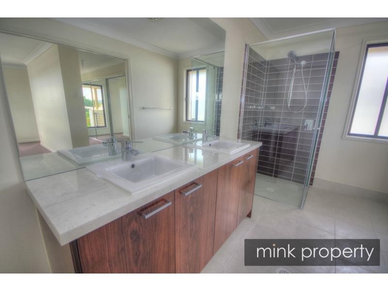 5 AIRLIE CLOSE, Brightwater, Mountain Creek QLD 4557