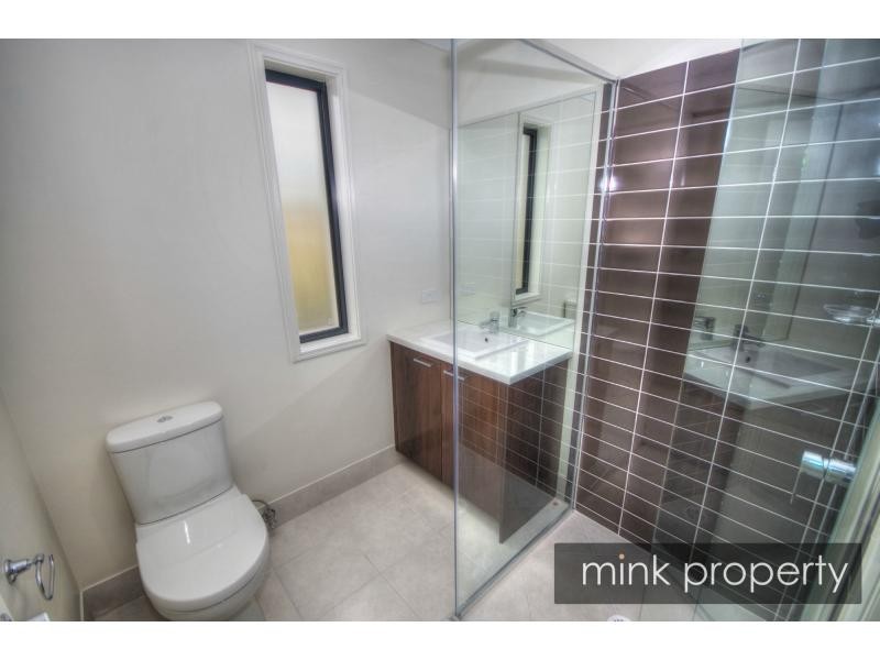 5 AIRLIE CLOSE, Brightwater, Mountain Creek QLD 4557