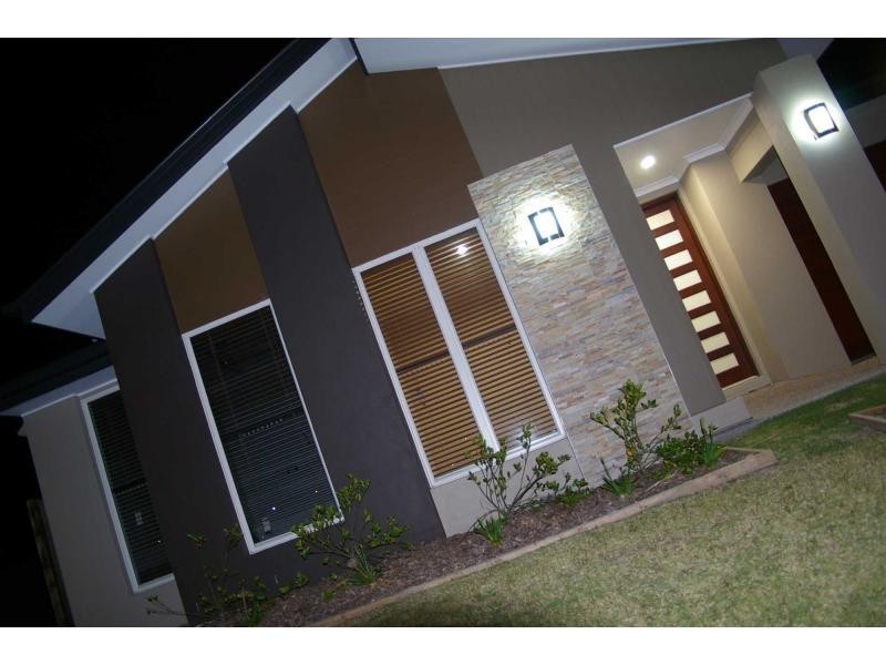 4 Hibbertia Street, Brightwater Estate, Mountain Creek QLD 4557