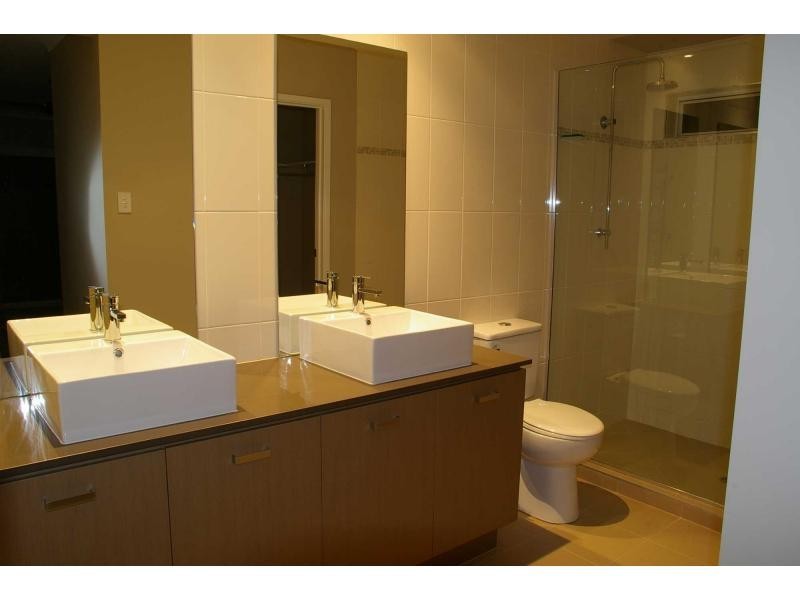 4 Hibbertia Street, Brightwater Estate, Mountain Creek QLD 4557