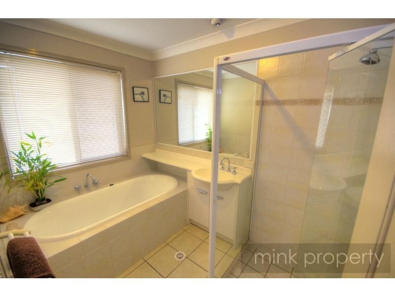49 Escolar Drive, Mountain Creek QLD 4557
