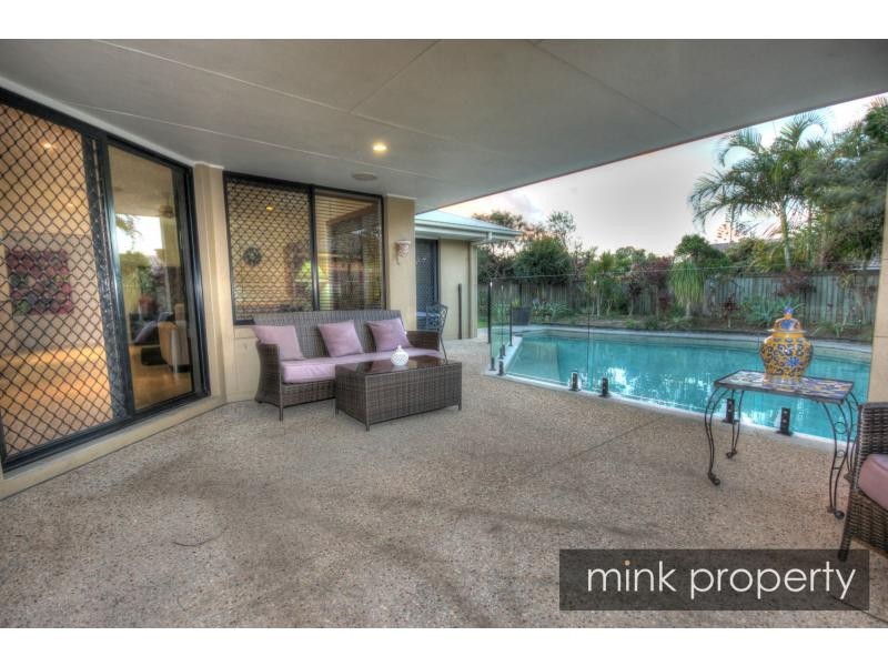 7 Kristen Close, Mountain Creek QLD 4557