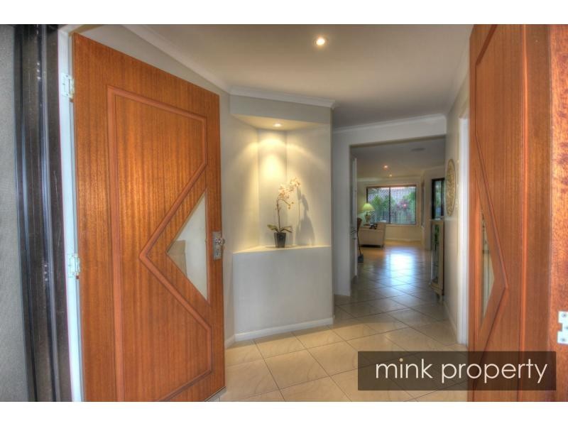 7 Kristen Close, Mountain Creek QLD 4557