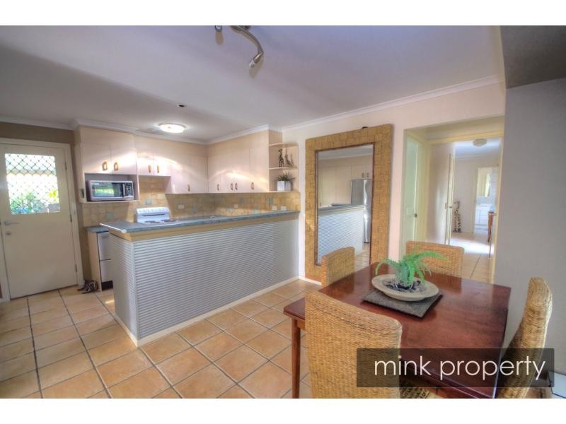 4 Crestmont Drive, Buderim QLD 4556