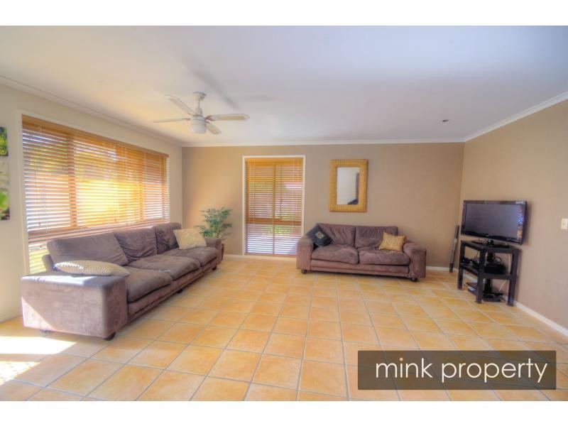 4 Crestmont Drive, Buderim QLD 4556