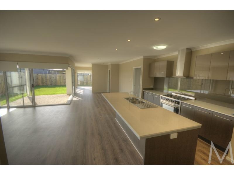 5 ALOE STREET, BRIGHTWATER, Mountain Creek QLD 4557