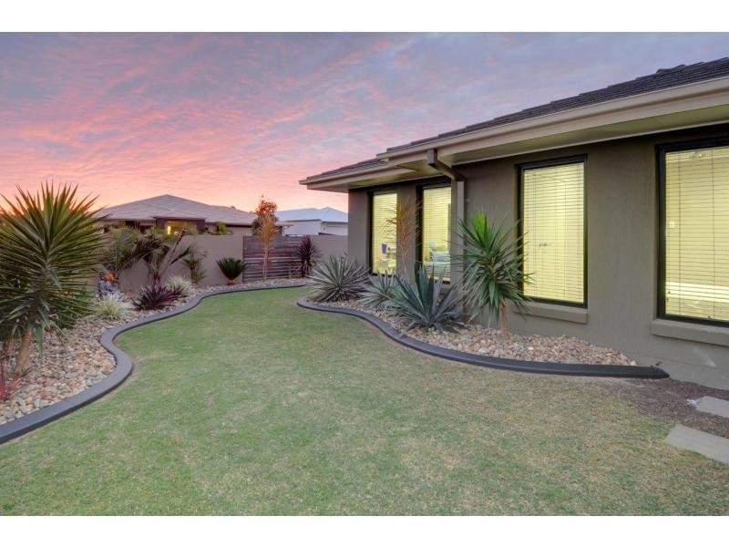 14 Wilkiea Street, Meridan Plains QLD 4551