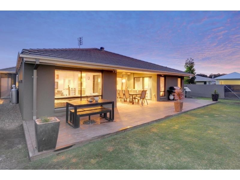 14 Wilkiea Street, Meridan Plains QLD 4551