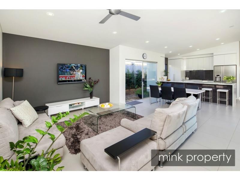 29 Kurrimine Crescent, Brightwater, Mountain Creek QLD 4557