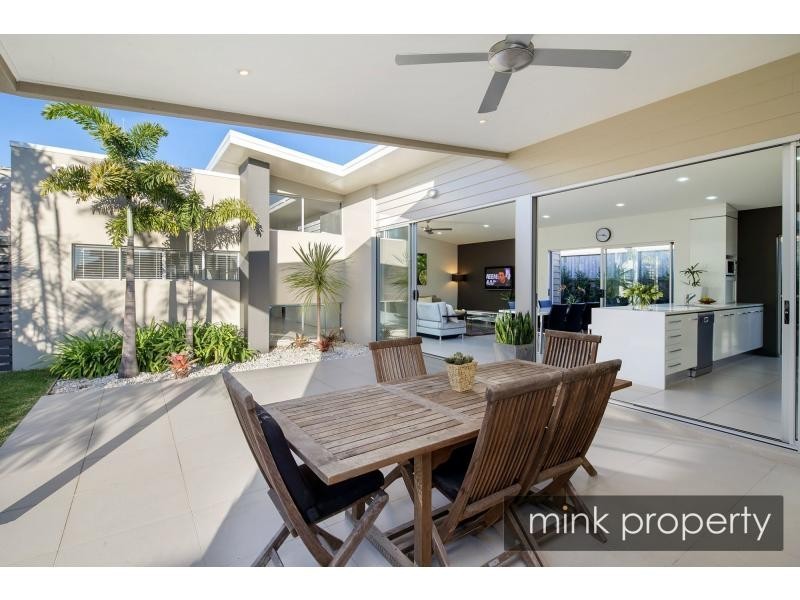 29 Kurrimine Crescent, Brightwater, Mountain Creek QLD 4557