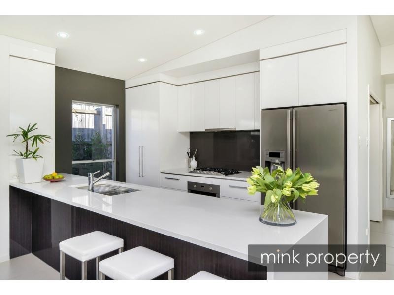 29 Kurrimine Crescent, Brightwater, Mountain Creek QLD 4557