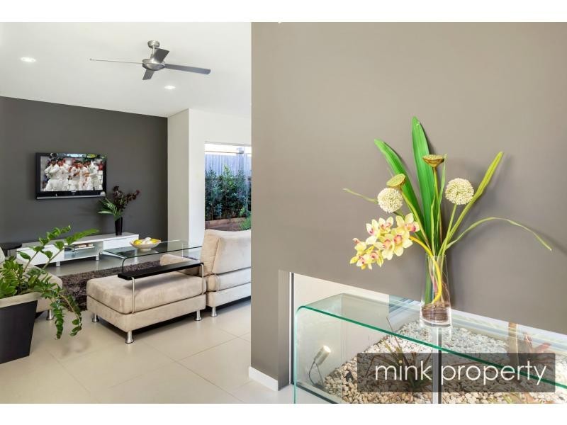 29 Kurrimine Crescent, Brightwater, Mountain Creek QLD 4557