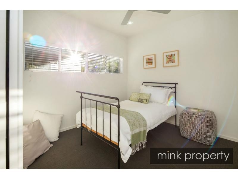 29 Kurrimine Crescent, Brightwater, Mountain Creek QLD 4557