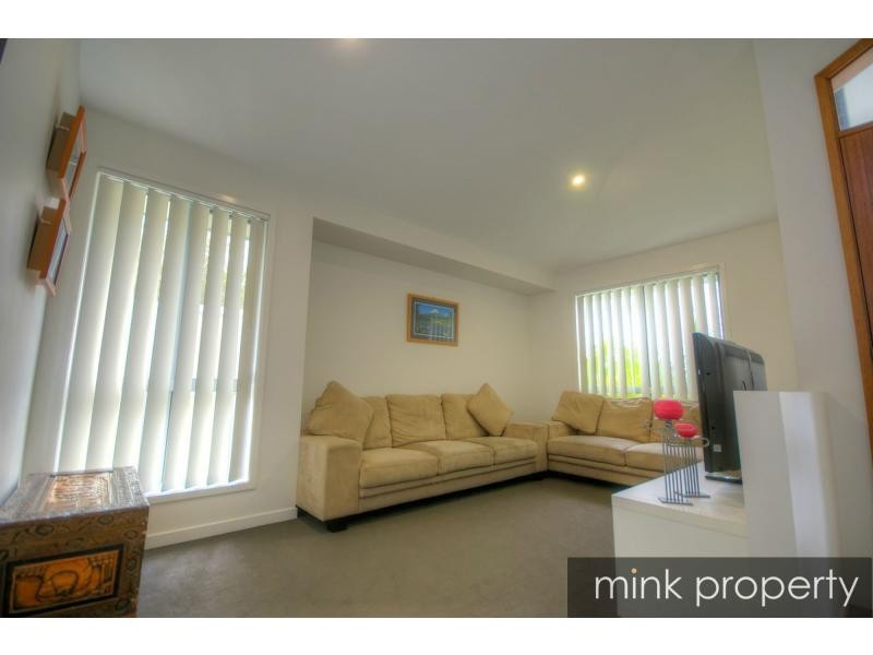 5 Quinine Crescent, BRIGHTWATER, Mountain Creek QLD 4557