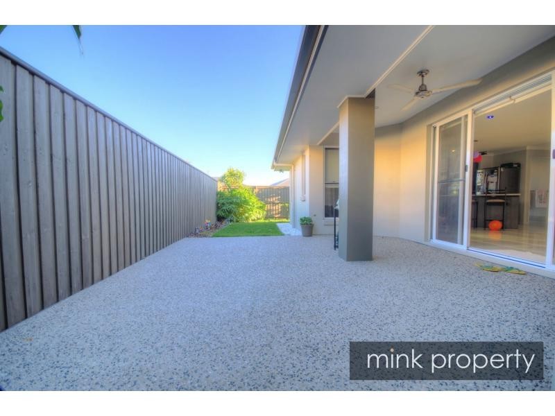 44 Hillsborough Circuit, BRIGHTWATER, Mountain Creek QLD 4557