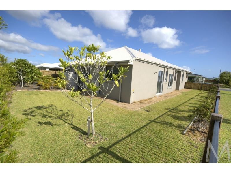 14 PONYTAIL Circuit, BRIGHTWATER, Mountain Creek QLD 4557