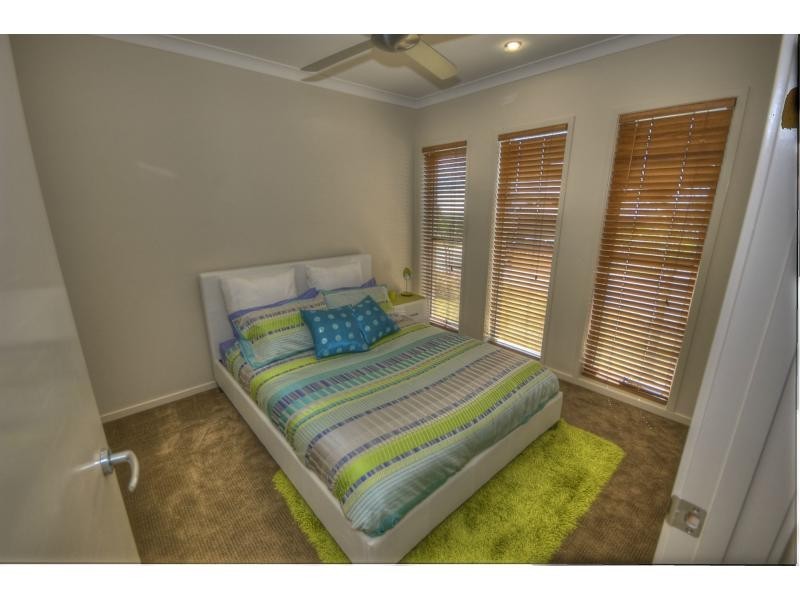 29 MYRTLE Place, BRIGHTWATER, Mountain Creek QLD 4557