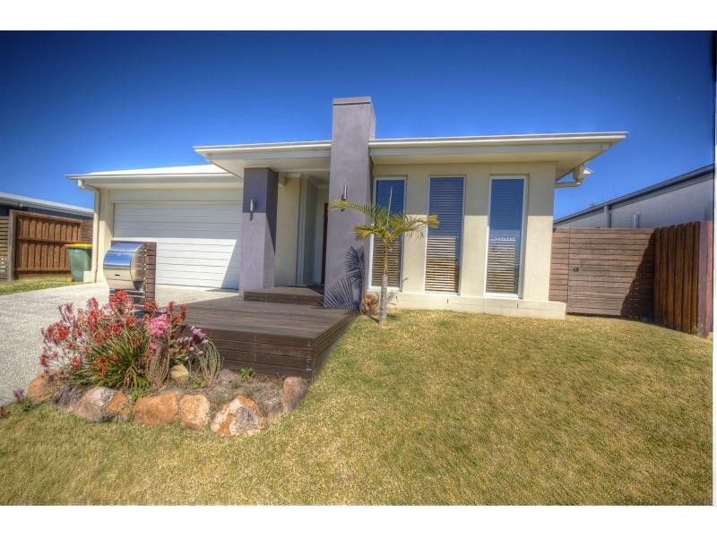 29 MYRTLE Place, BRIGHTWATER, Mountain Creek QLD 4557