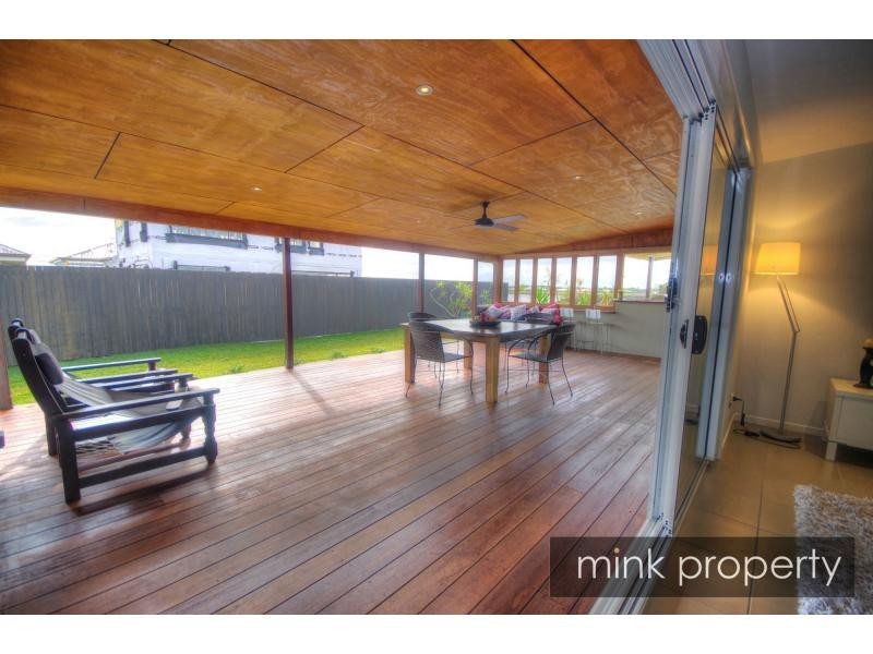 31 Mackerel Street, BRIGHTWATER, Mountain Creek QLD 4557