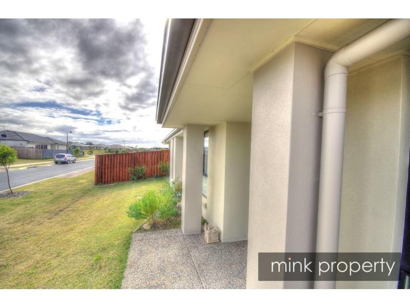 34 Hillsborough Circuit, BRIGHTWATER, Mountain Creek QLD 4557