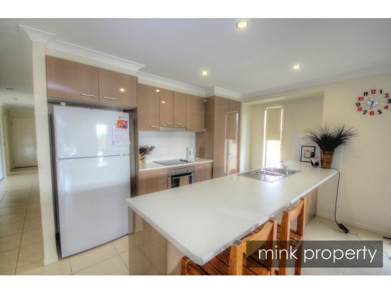 34 Hillsborough Circuit, BRIGHTWATER, Mountain Creek QLD 4557