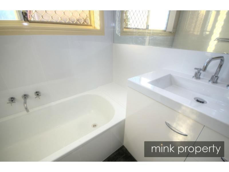 80 Mountain Ash Drive, Mountain Creek QLD 4557