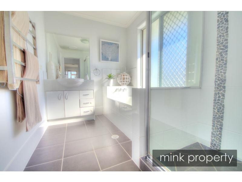 3 Flindersia Place, BRIGHTWATER, Mountain Creek QLD 4557